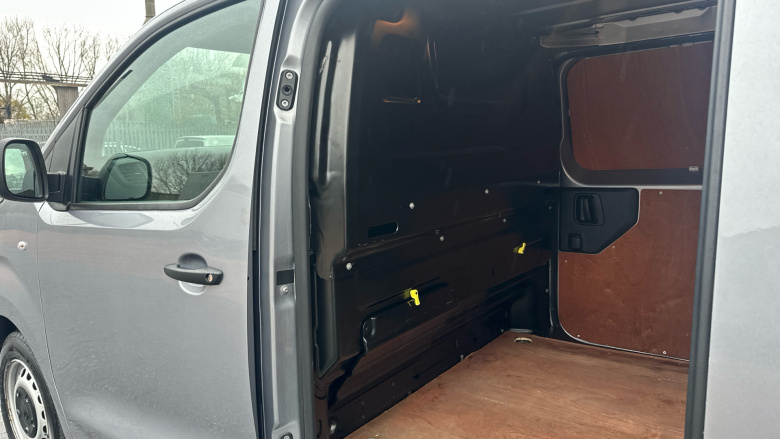 Citroen Dispatch M Diesel 1000 1.5 BlueHDi 100 Van Enterprise Pro